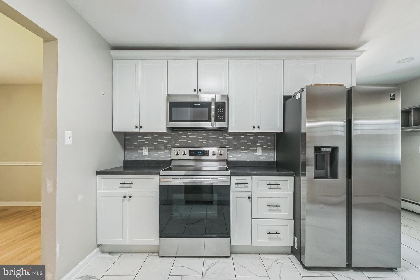 587 School House Road photo 6