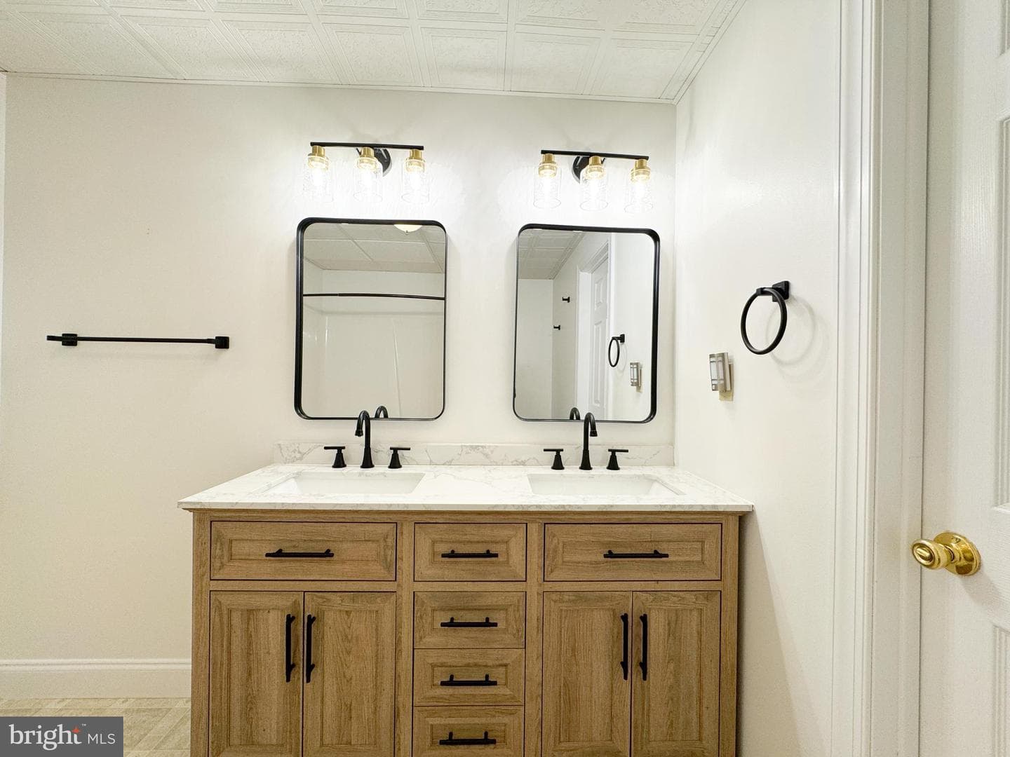 127 Beacon Light Road photo 84