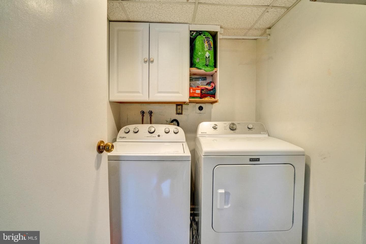706 Springfield Court photo 11