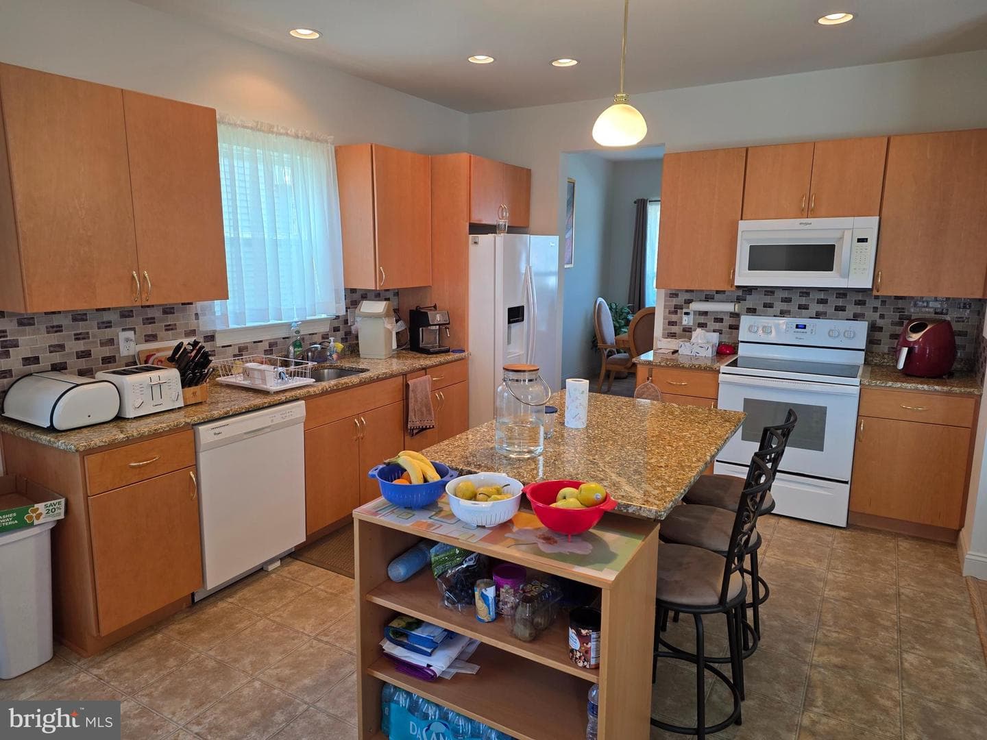 415 Anderson Street photo 15