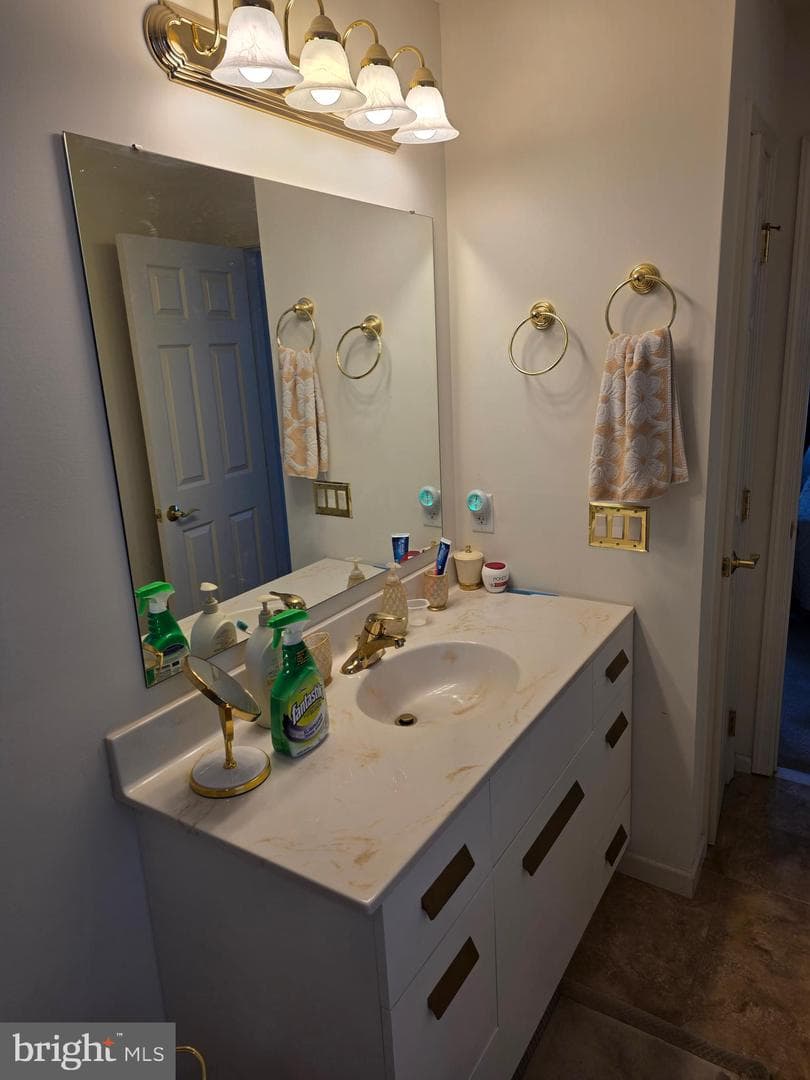 415 Anderson Street photo 27
