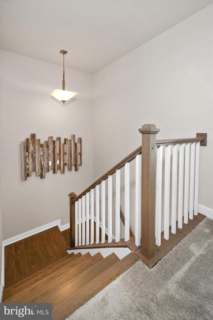 827 Fountain Trail photo 18