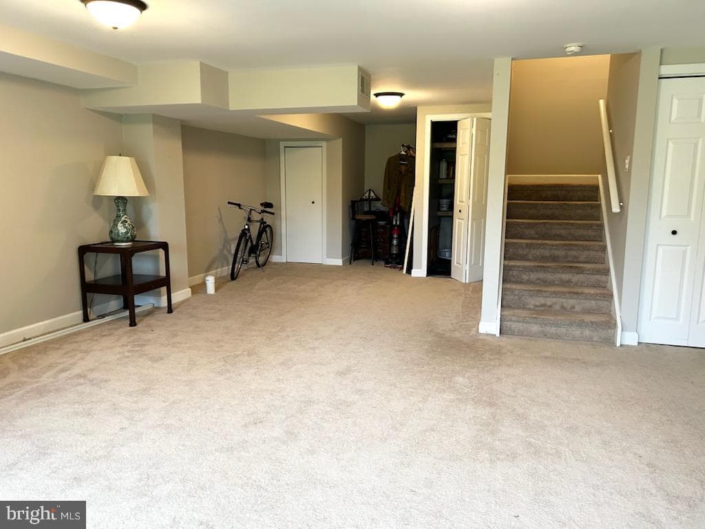 340 Carlyn Court photo 33