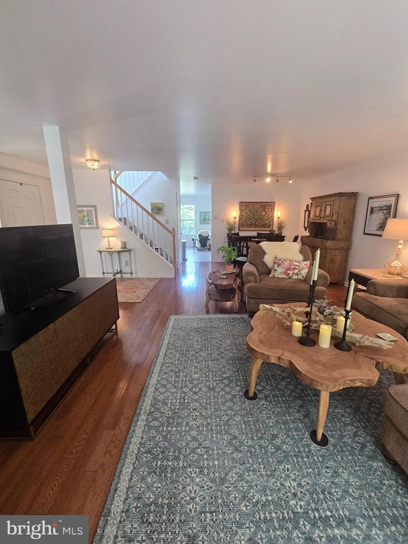 109 Driftwood Lane photo 8