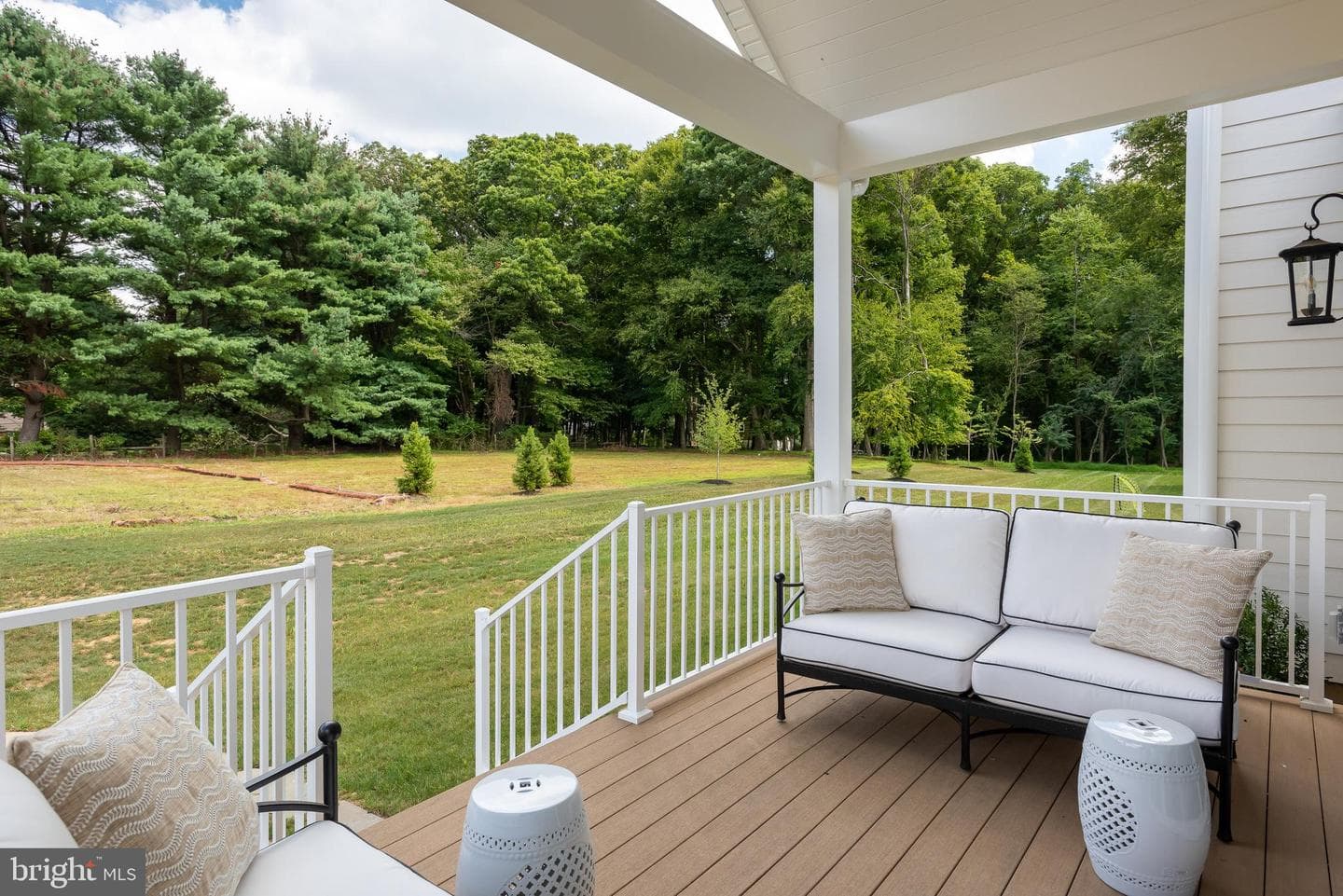 204 Walnut Tree Lane photo 40