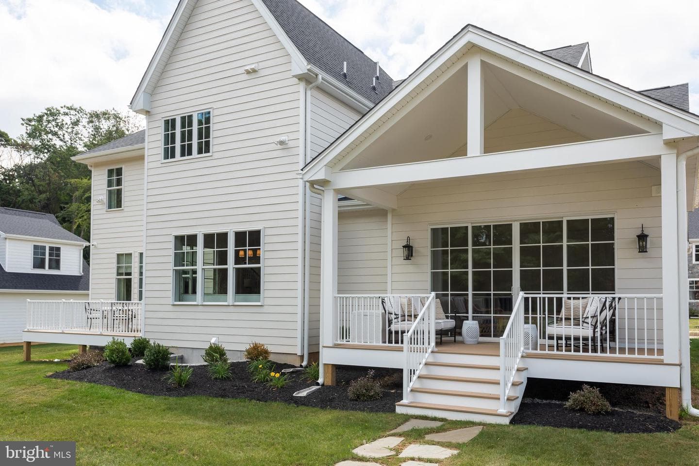 204 Walnut Tree Lane photo 41