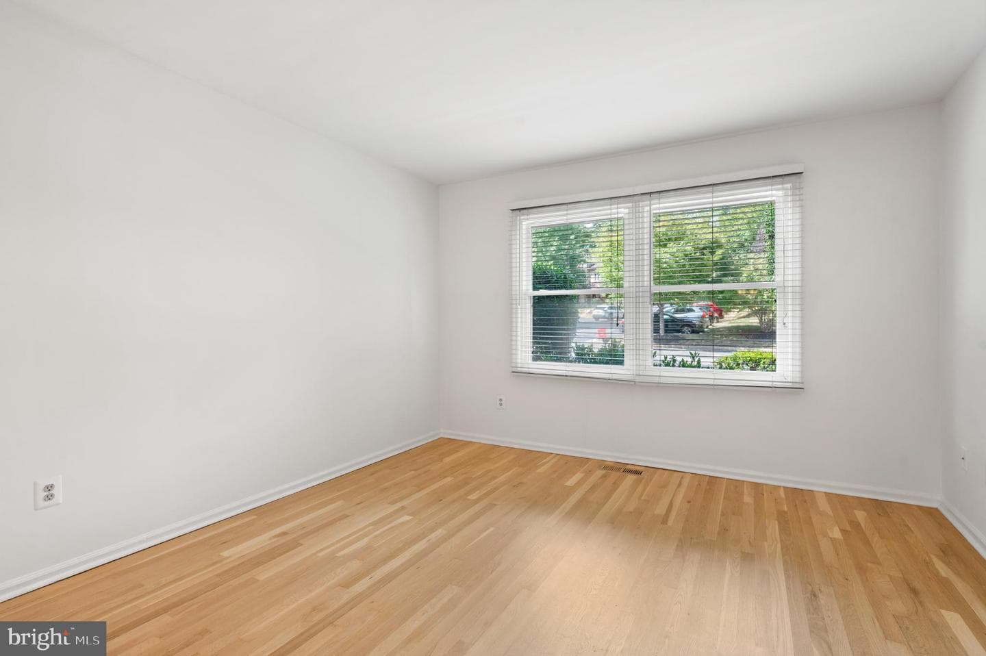 13 Woodstream Drive photo 28