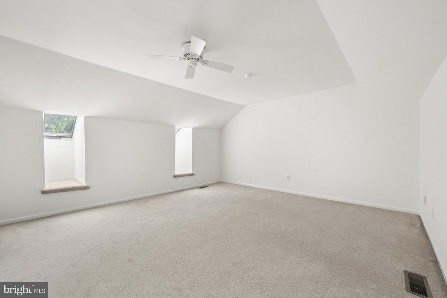 13 Woodstream Drive photo 65