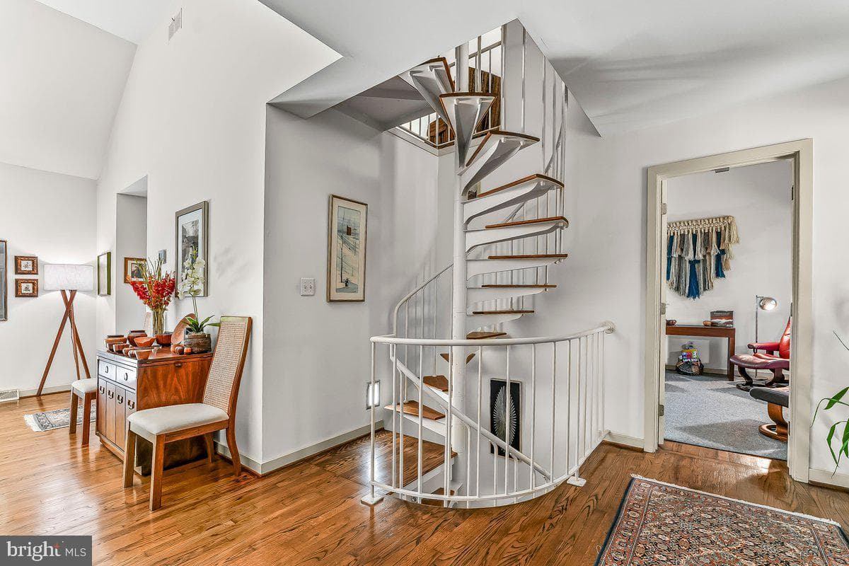 25 Southridge Drive photo 18