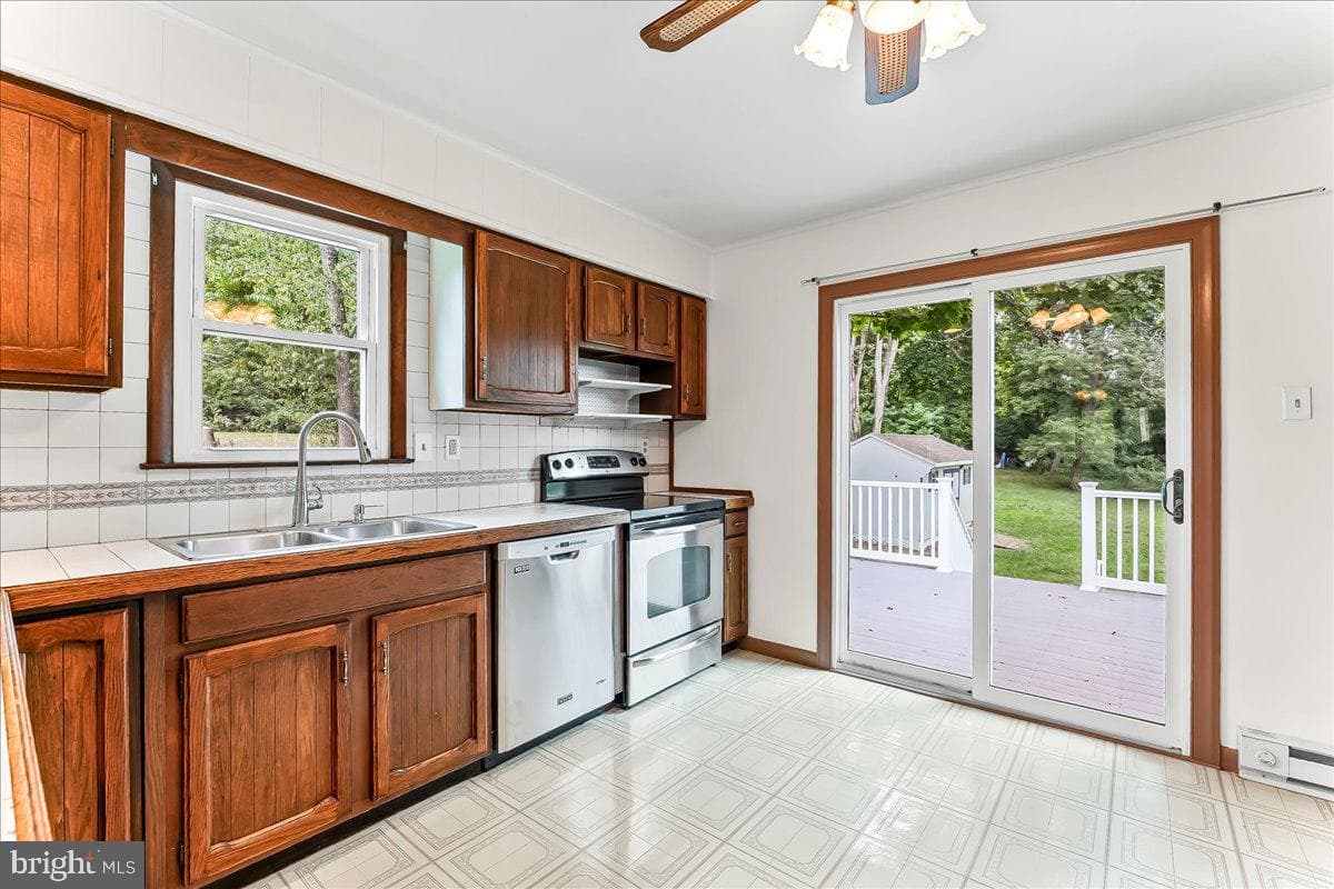 329 S Bonsall Road photo 14