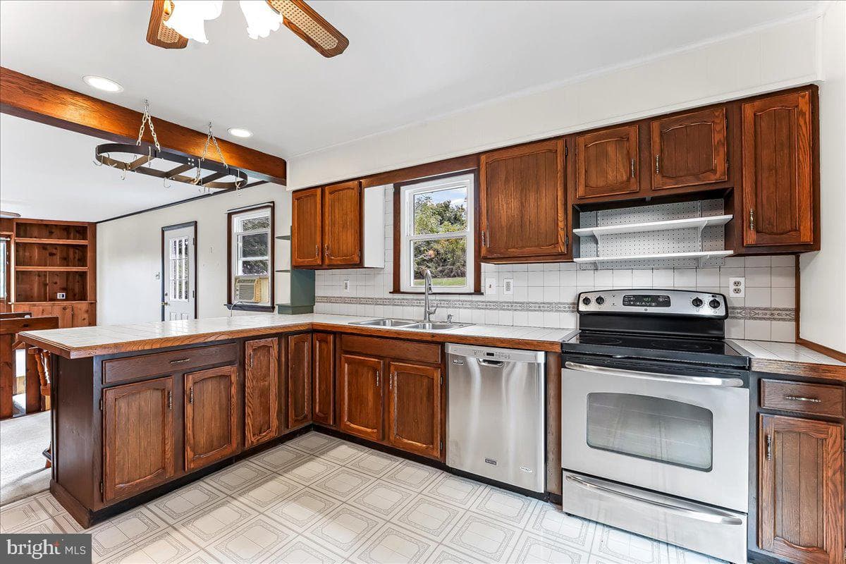 329 S Bonsall Road photo 15