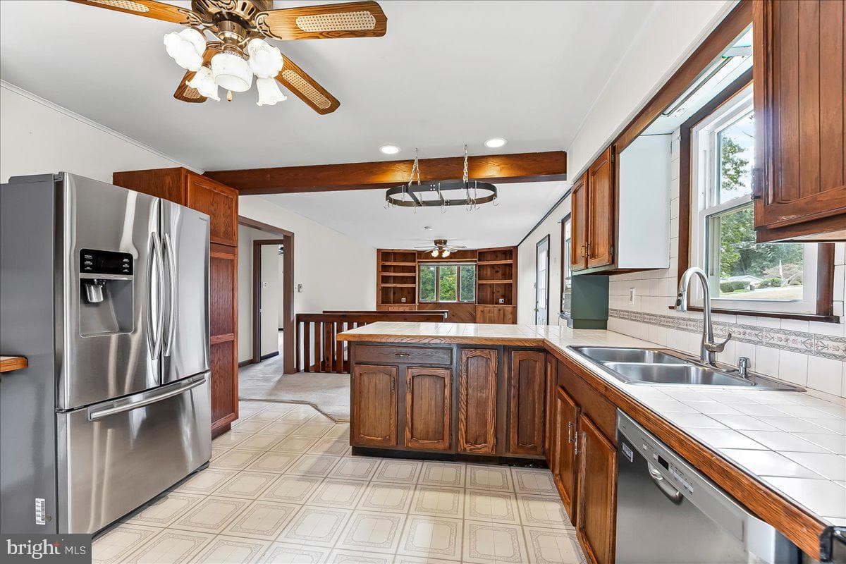 329 S Bonsall Road photo 16