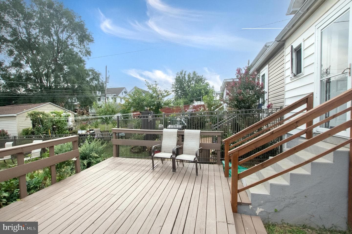 428 W 2nd Avenue photo 7