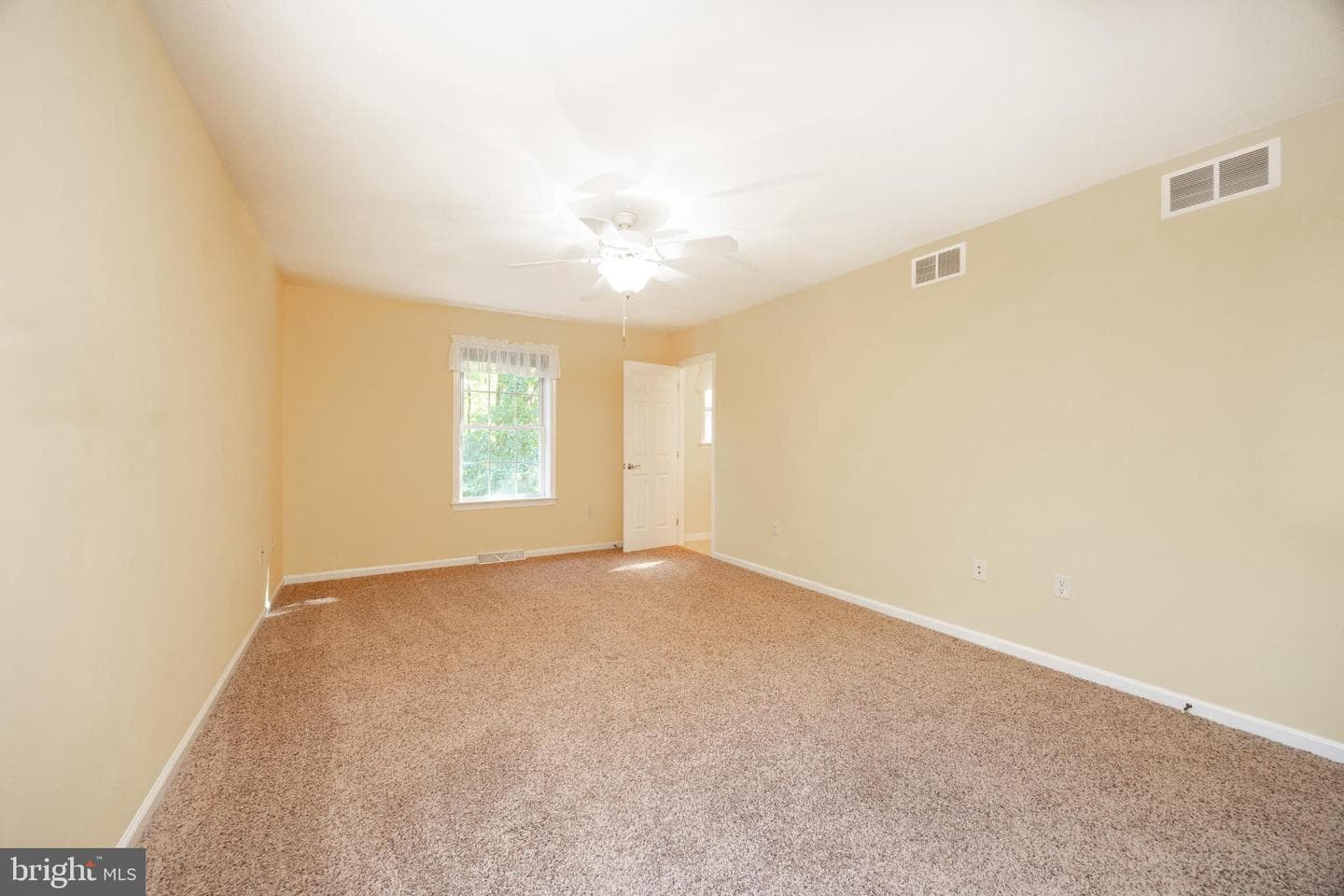 116 Cambridge Road photo 23