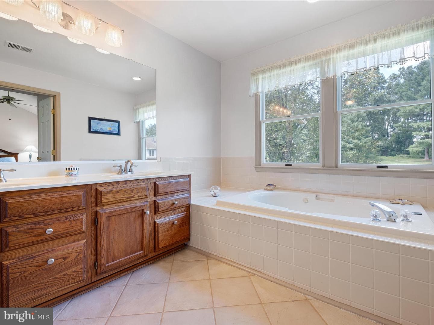 314 Edinburgh Road photo 25