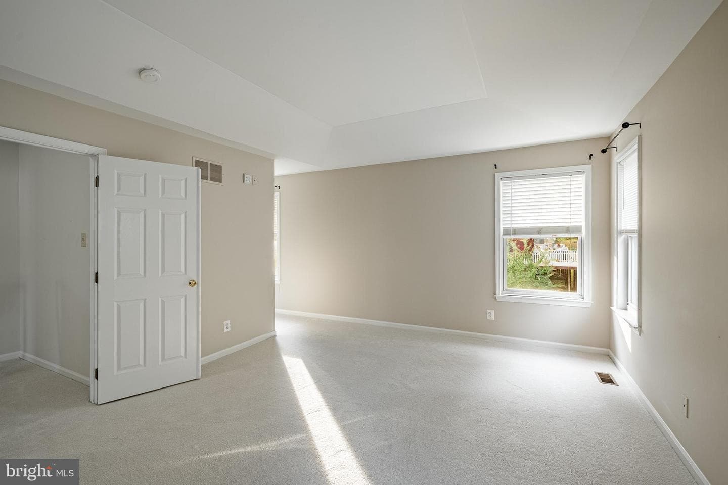 120 Elizabeth Court photo 21