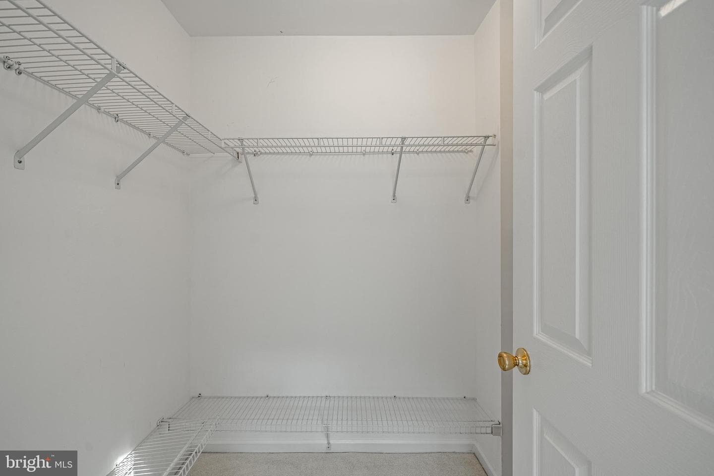120 Elizabeth Court photo 23