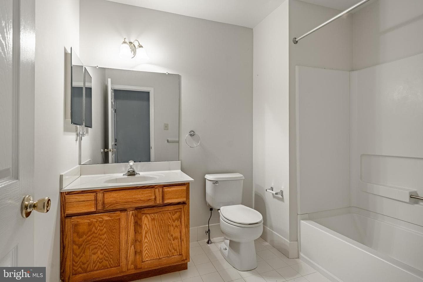 120 Elizabeth Court photo 29