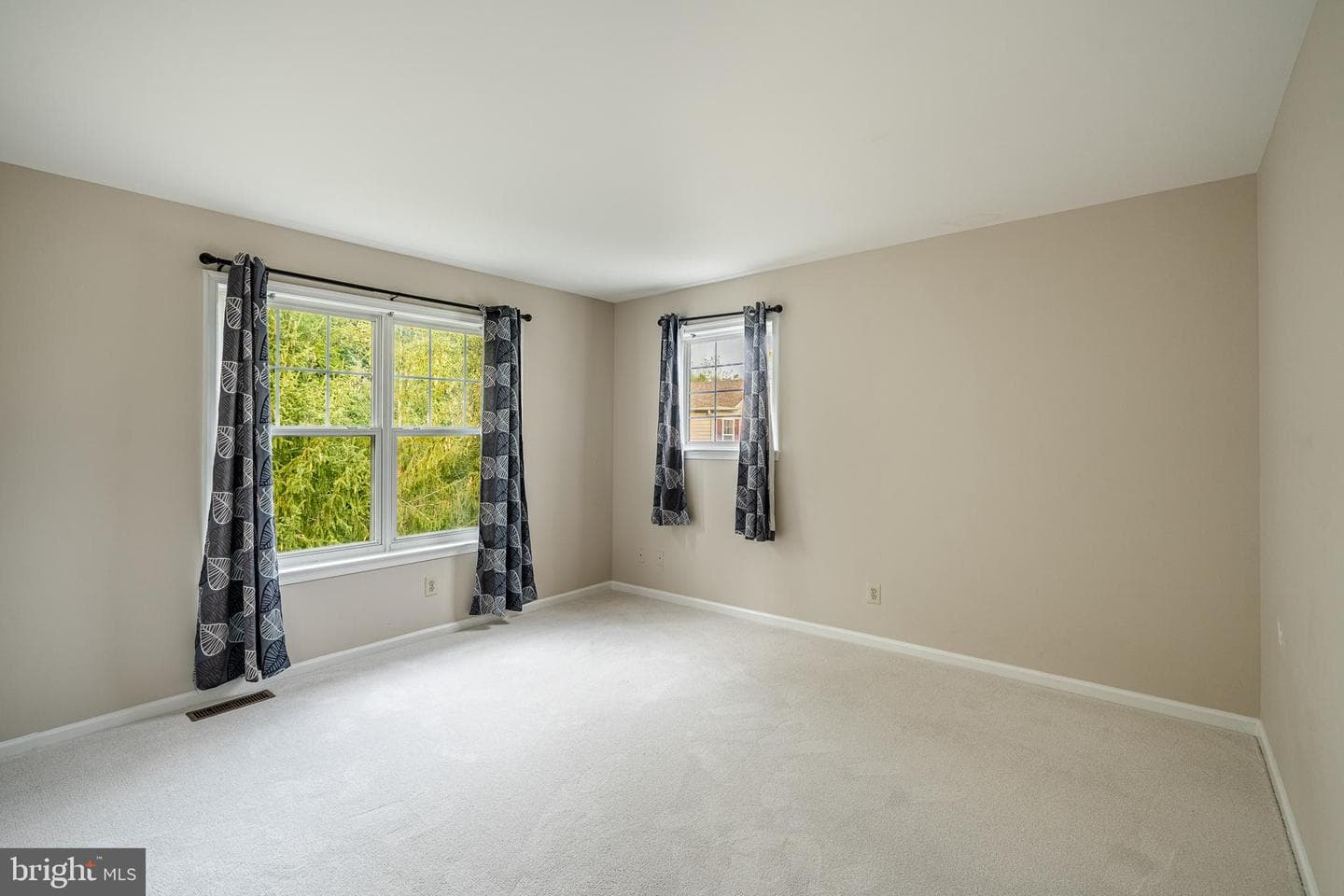 120 Elizabeth Court photo 30