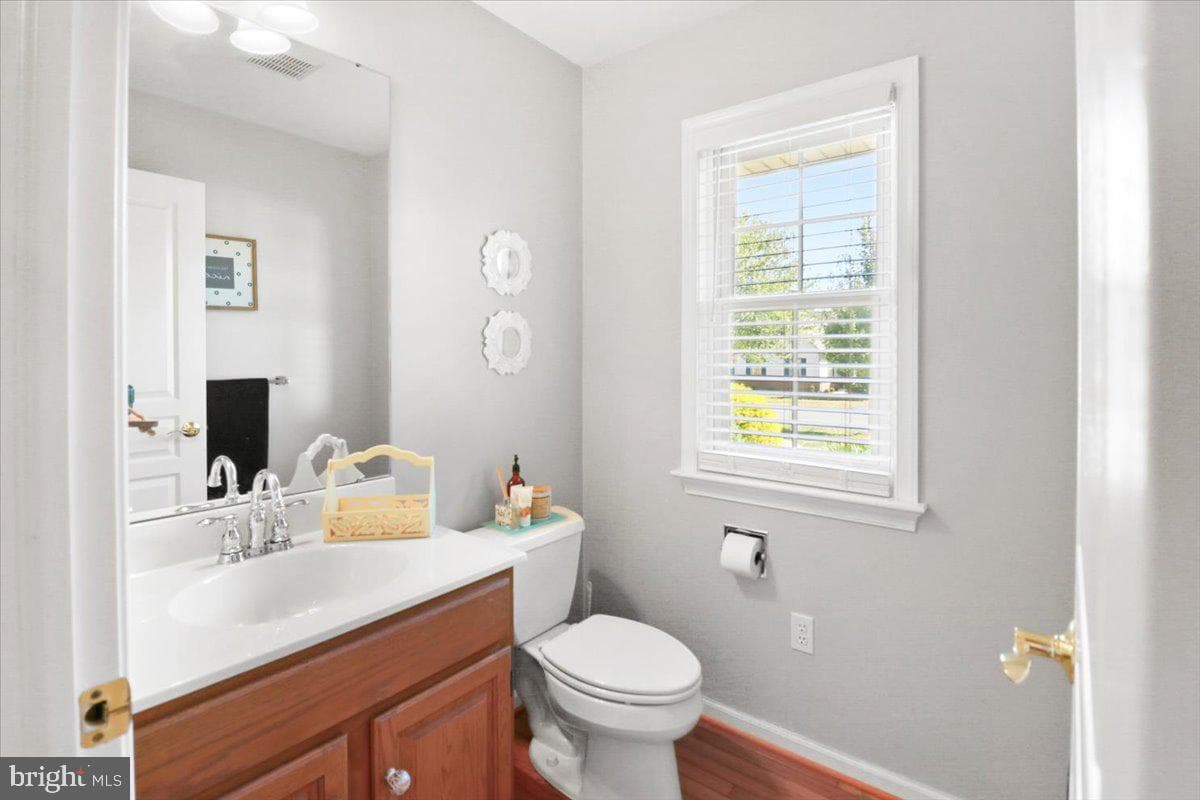 236 Steeplechase Drive photo 5
