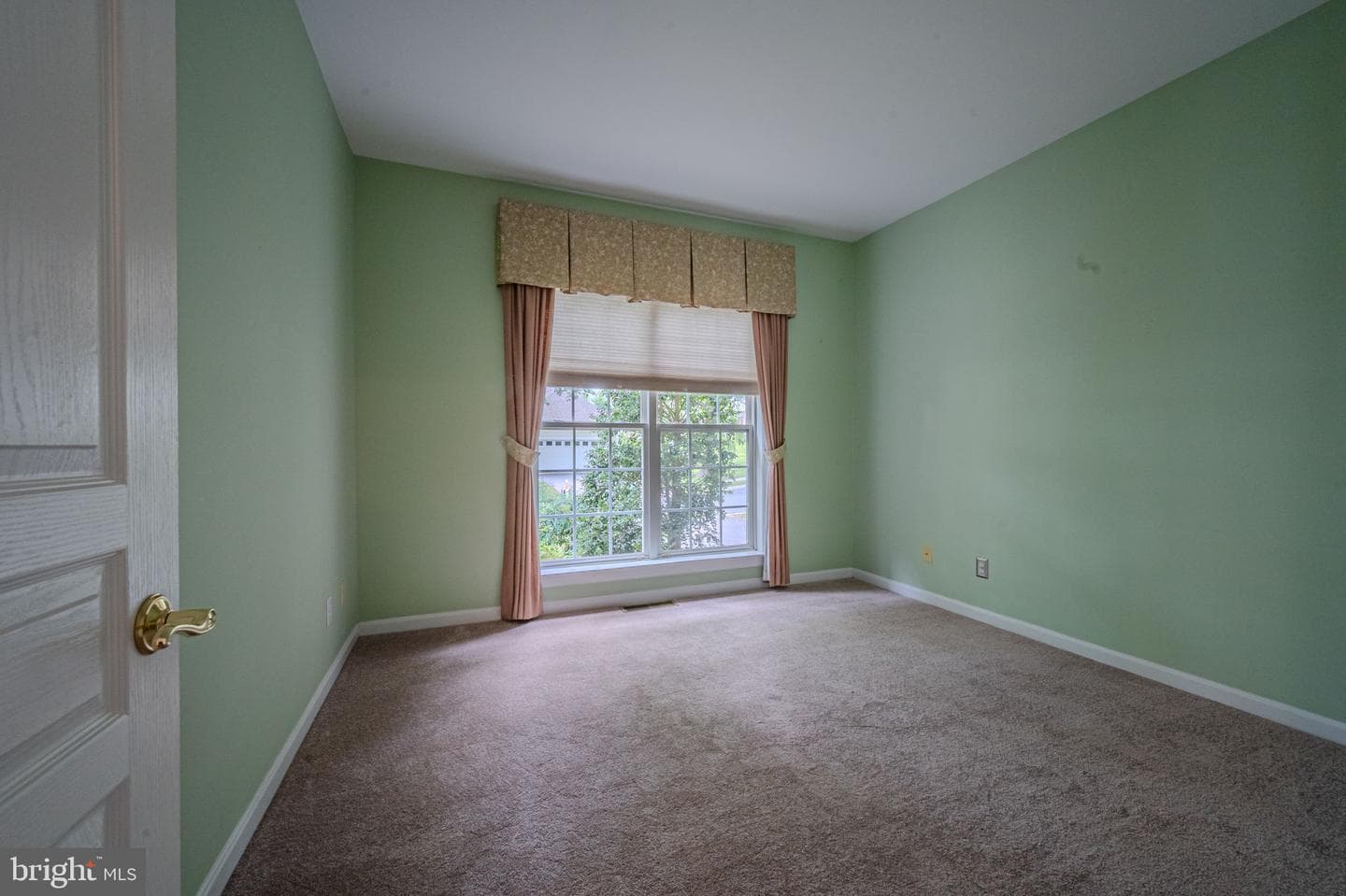 607 Martin Drive photo 14