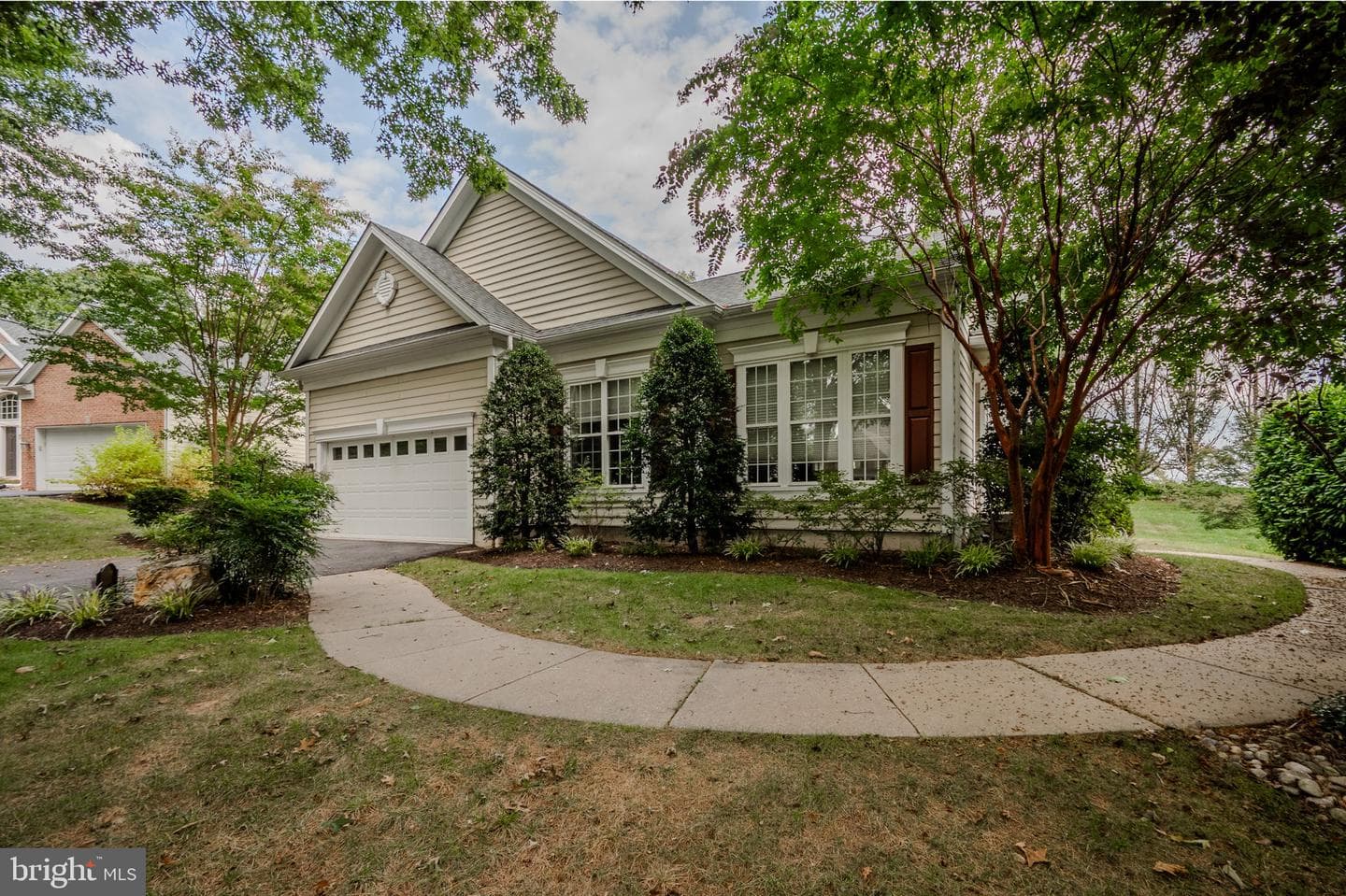 607 Martin Drive photo 4