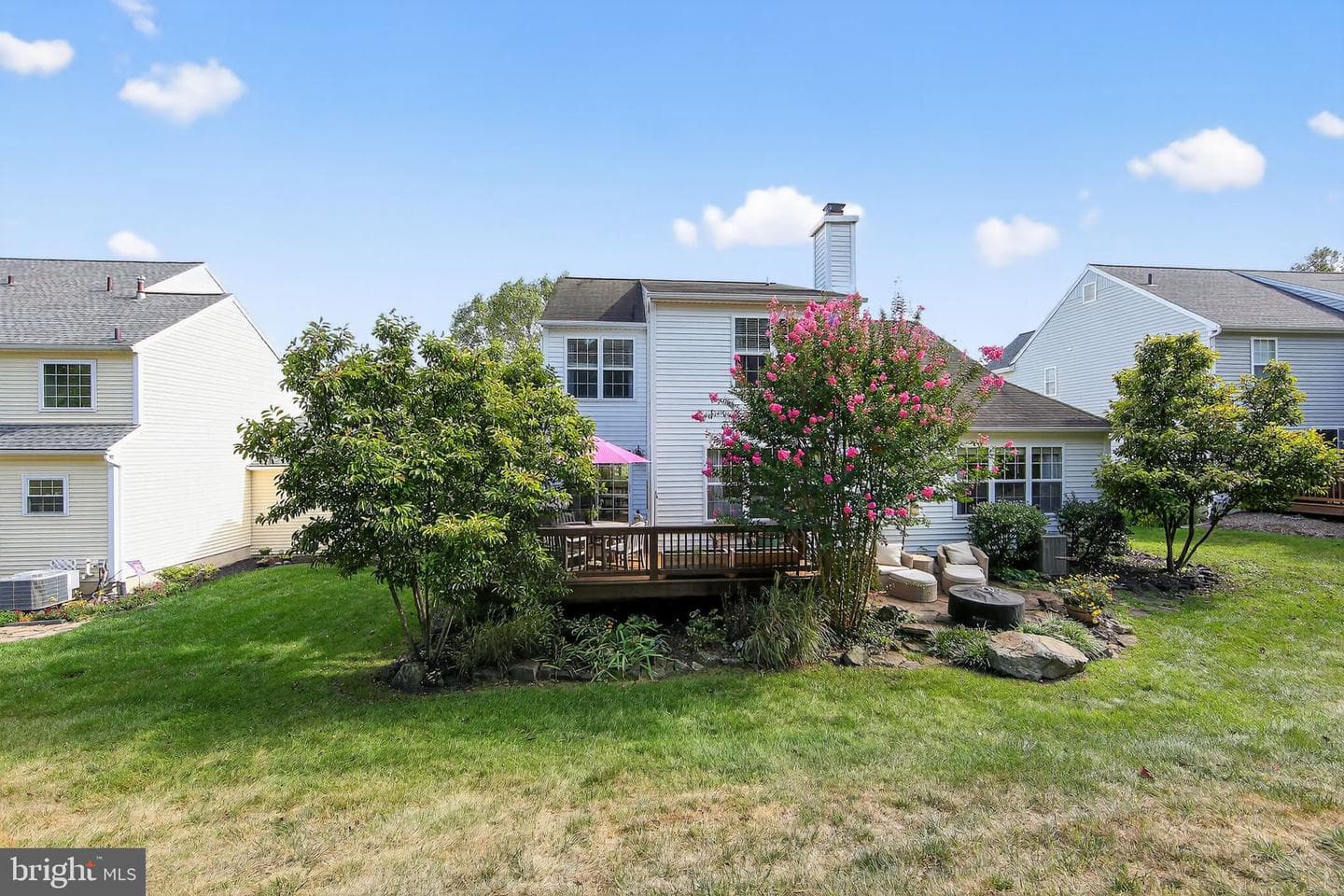526 Larkins Bridge Drive photo 32