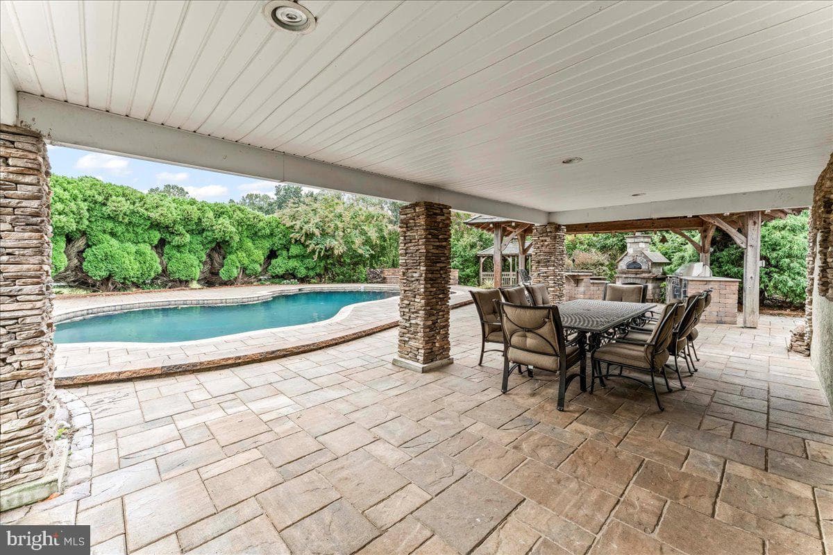 756 Ewing Road photo 3