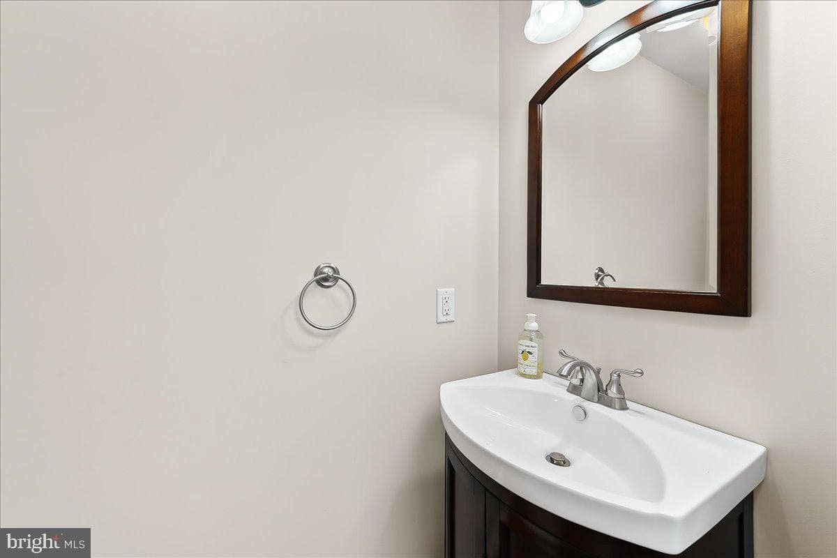 756 Ewing Road photo 45