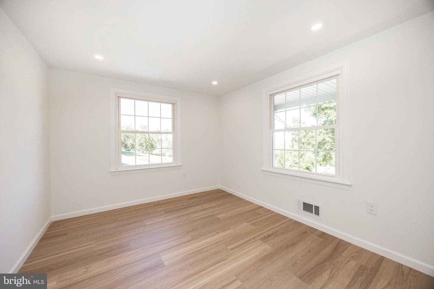 128 Forge Hill Lane photo 25