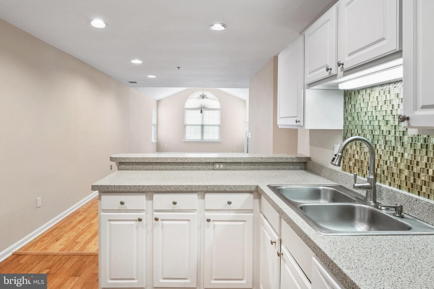 161 Village Way #8c photo 10