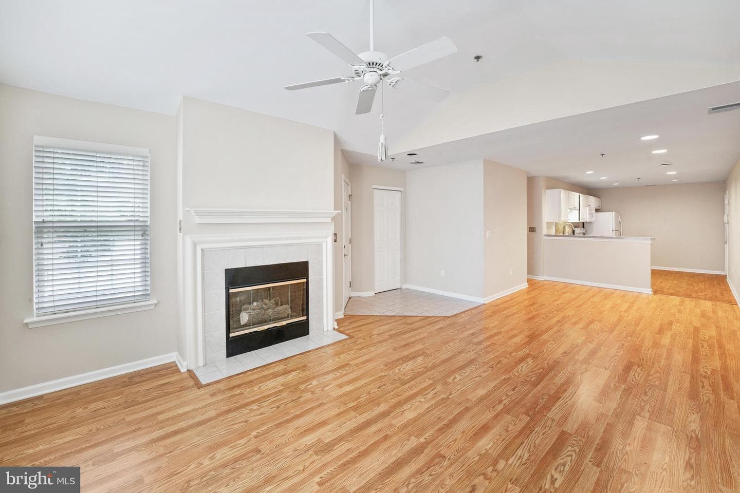 161 Village Way #8c photo 6