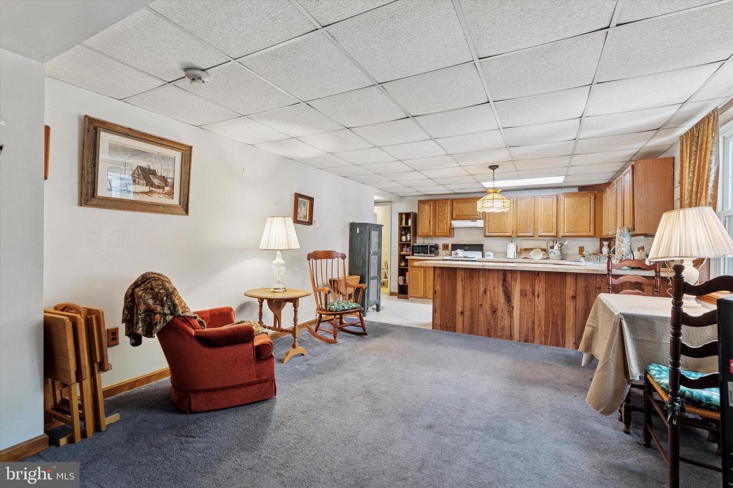 101 W Kings Highway photo 17