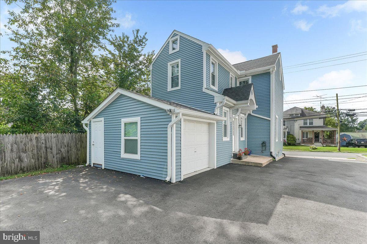 643 Market Street photo 25