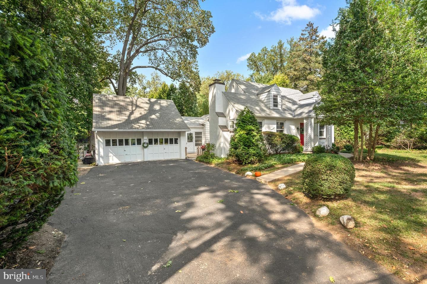 1242 Old Lancaster Road photo 2