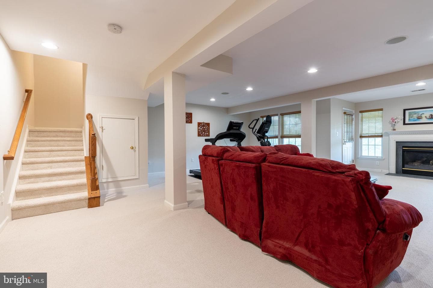 744 McCardle Drive photo 27