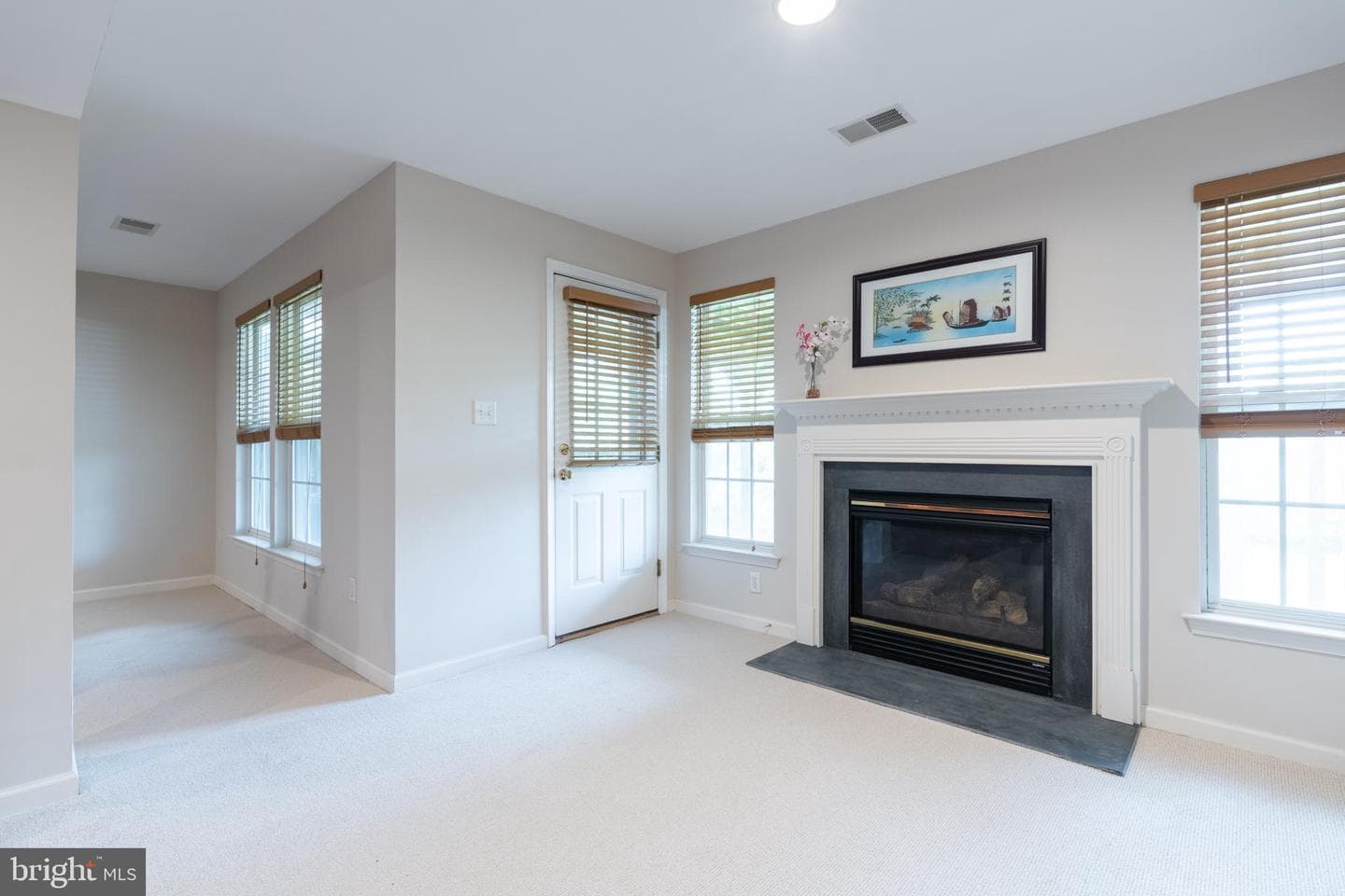 744 McCardle Drive photo 29