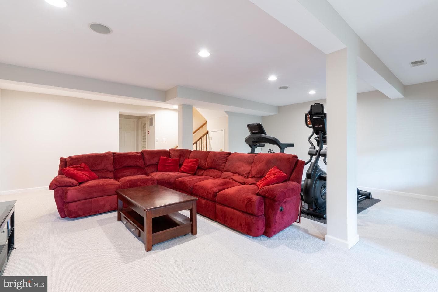 744 McCardle Drive photo 30