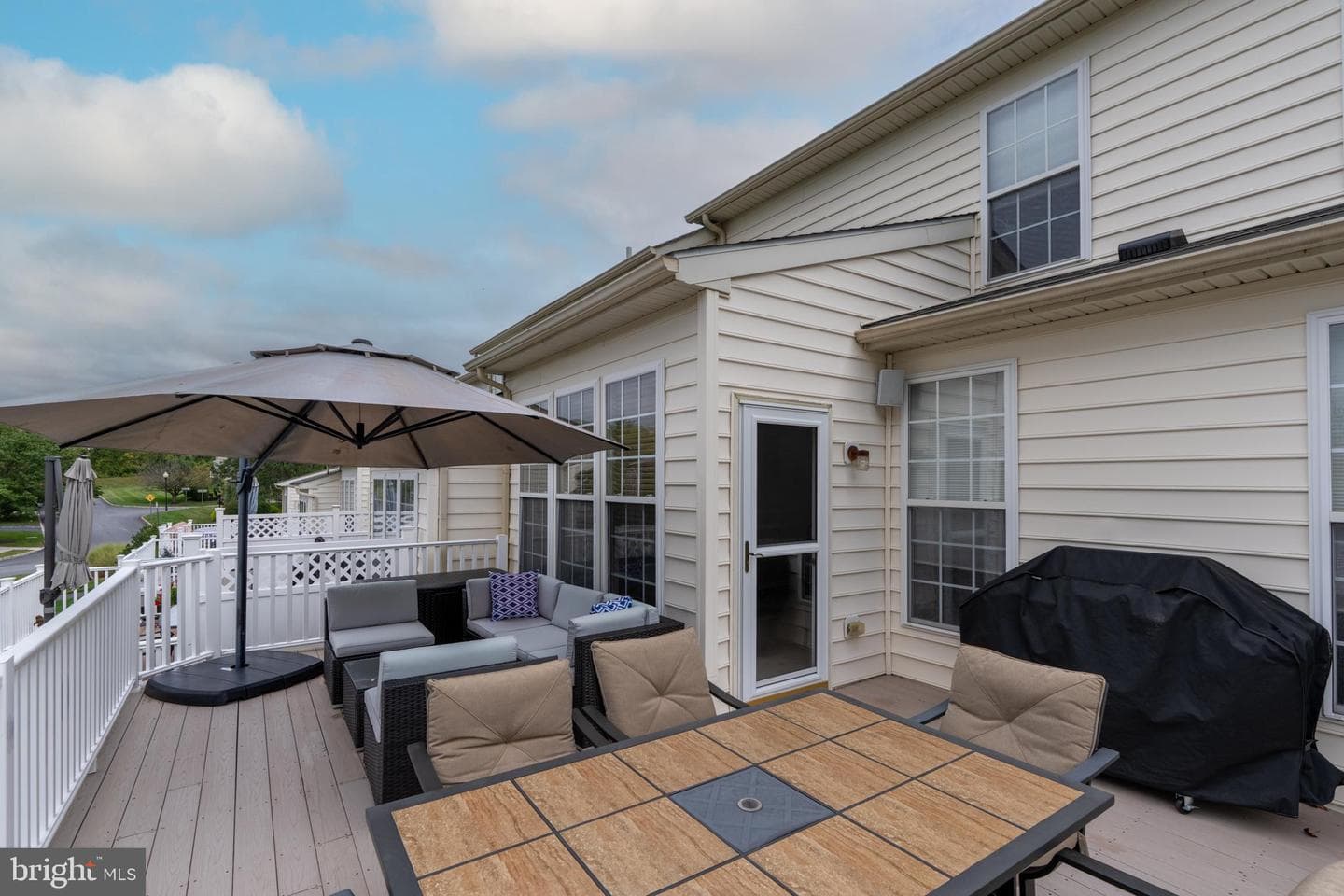 744 McCardle Drive photo 33