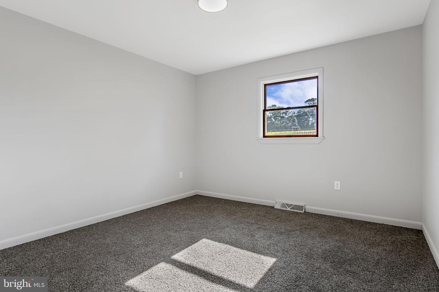 21 Keller Road photo 19