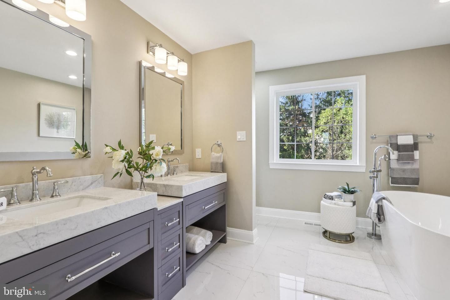 1035 Snyder Avenue photo 40