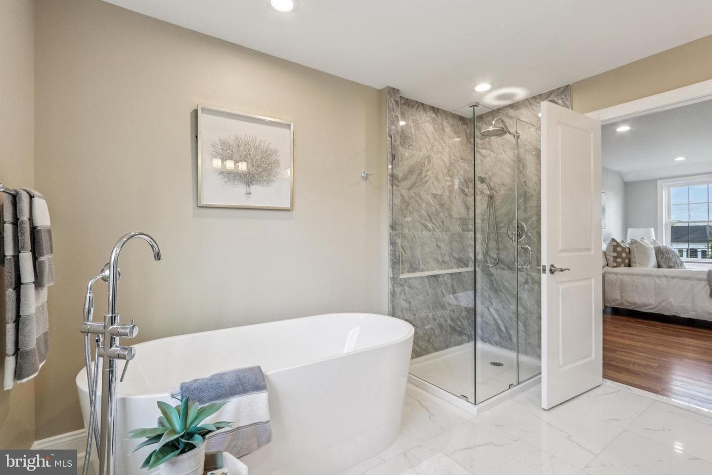 1035 Snyder Avenue photo 42