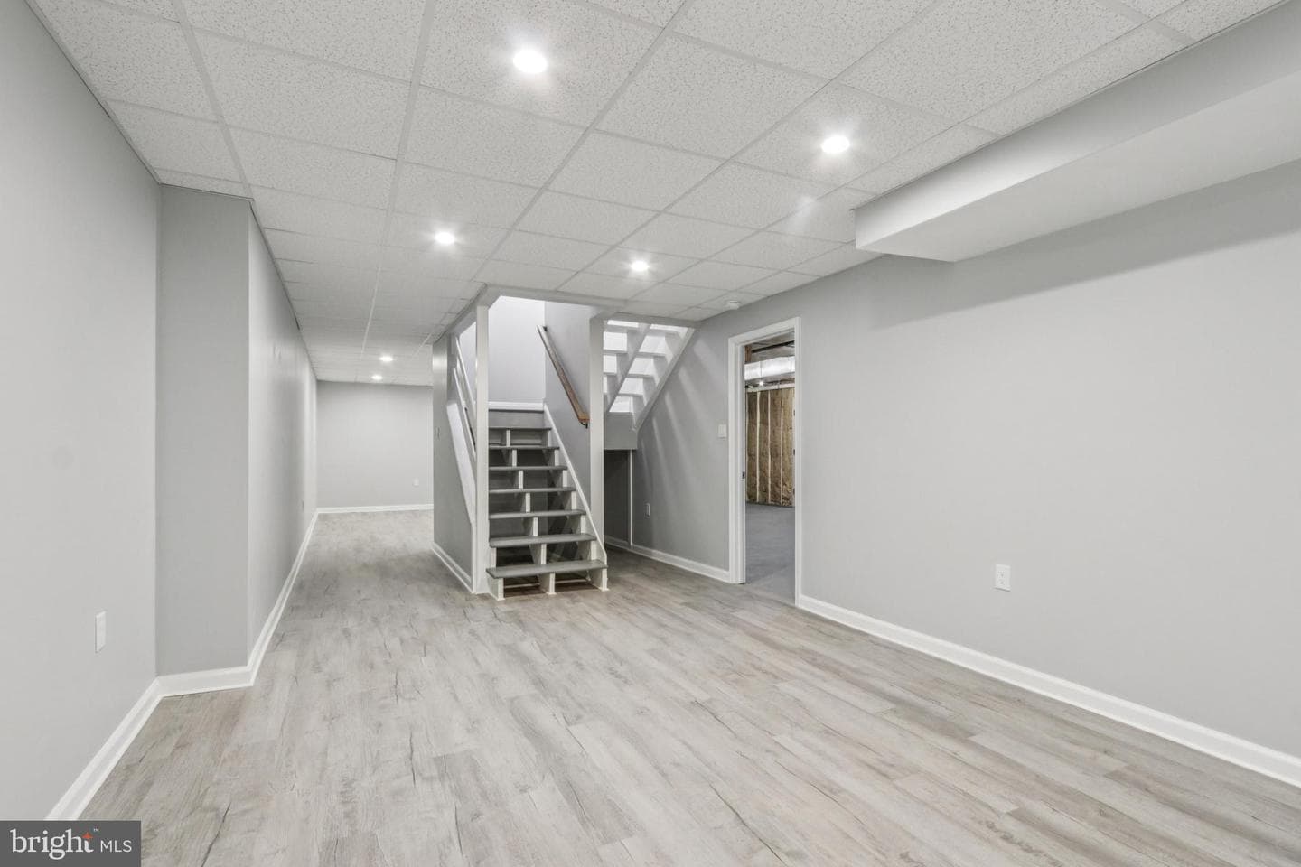 1035 Snyder Avenue photo 54