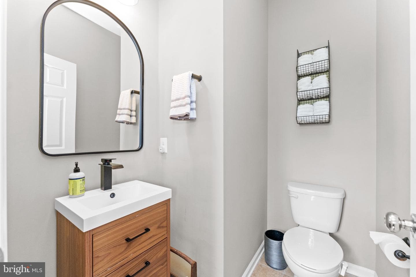726 Sun Valley Court photo 18