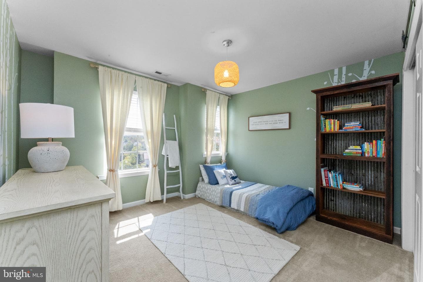 726 Sun Valley Court photo 24