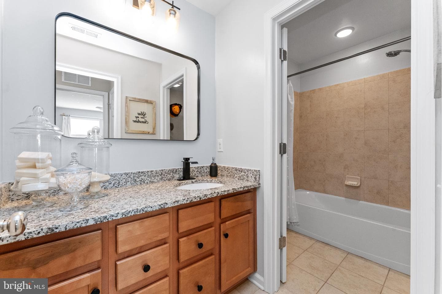 726 Sun Valley Court photo 26