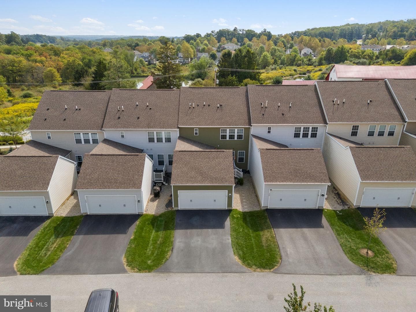 726 Sun Valley Court photo 33