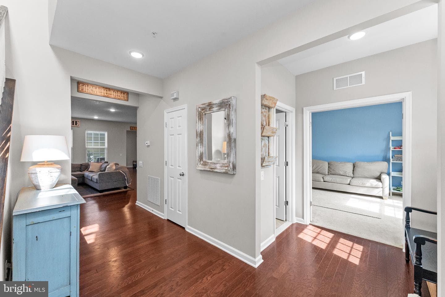 726 Sun Valley Court photo 6