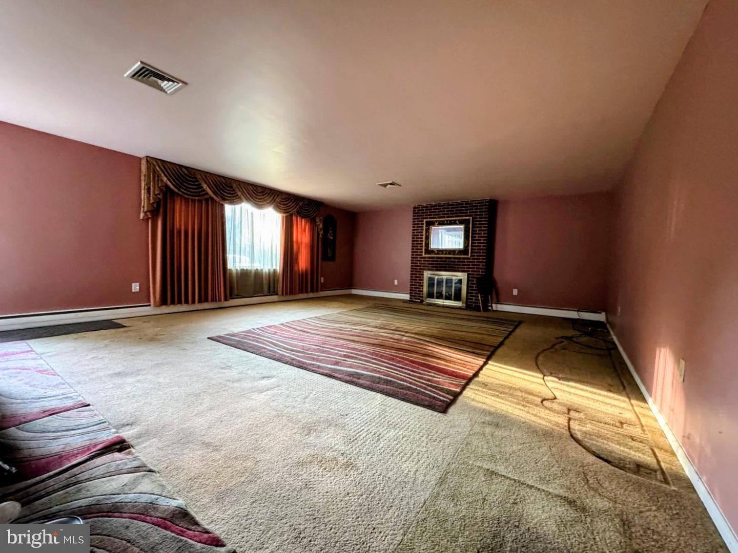 401 Bondsville Road photo 5