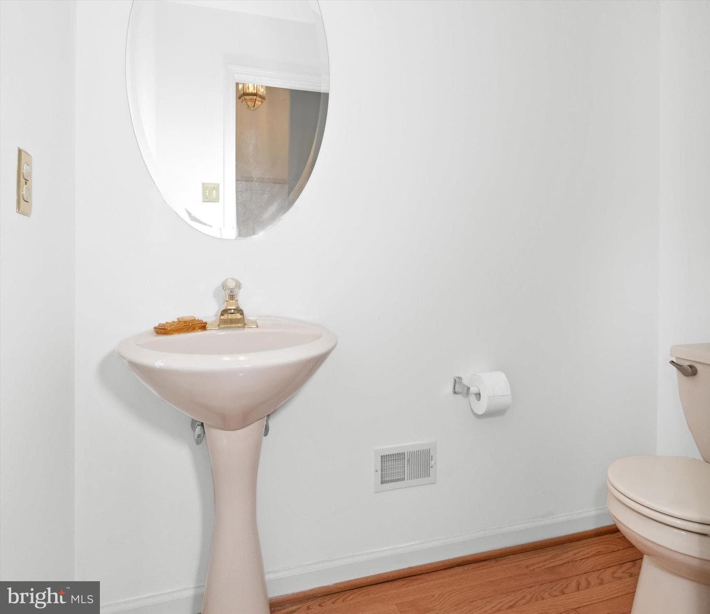 1015 Adams Way photo 27